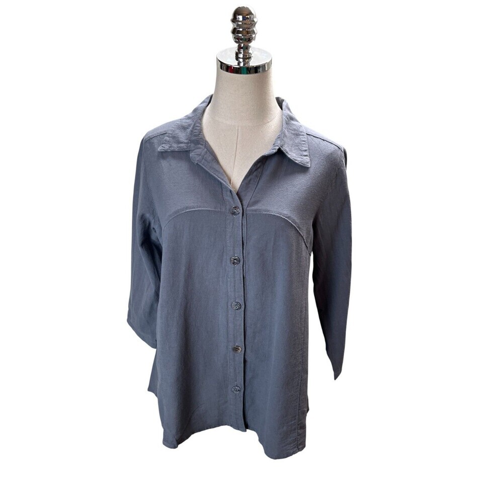CMC Top Women's Size Medium Gray Color Me Cotton Button Up 100% Cotton